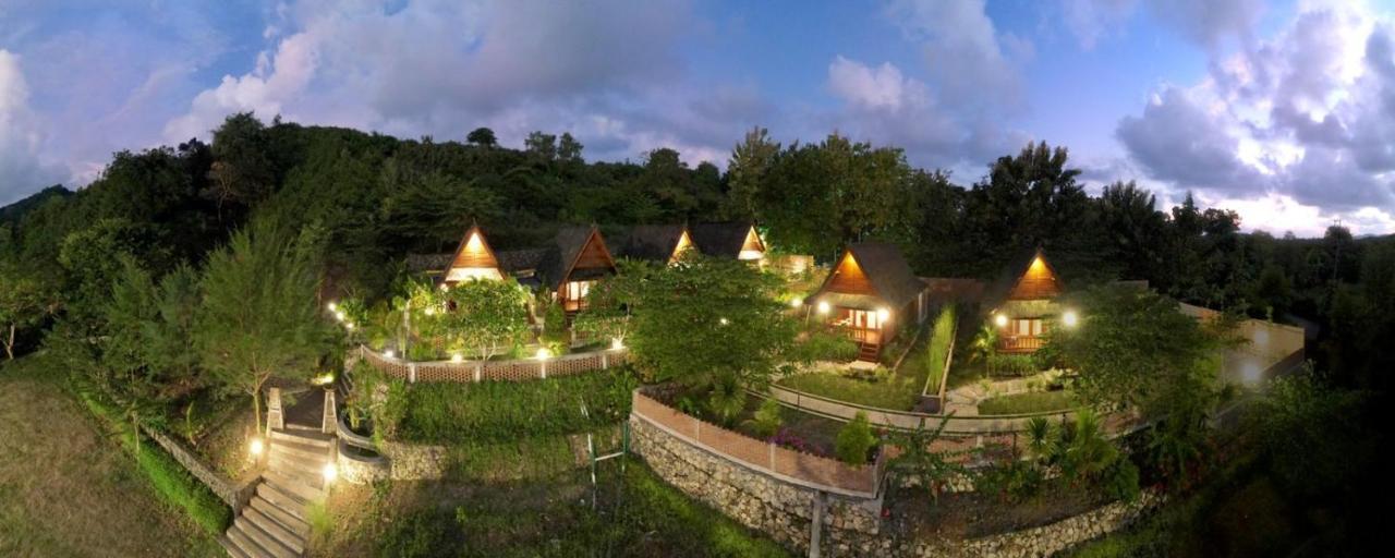 Cersen Resort Lombok Kuta  Exterior foto
